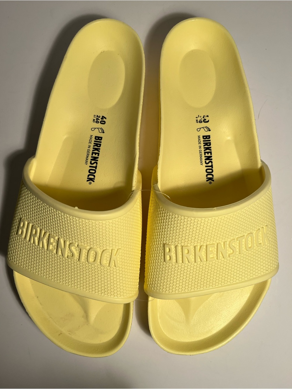 Birkenstock YELLOW Slide Sandals size 40 ๐๐๐ - Picture 2 of 5